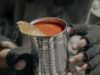 Невід’ємна складова тривожної валізи: як приготувати тушковане м’ясо вдома