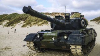 Російські війська біля кордону України
