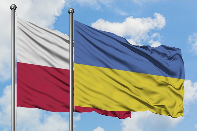 Польща приймає біженців