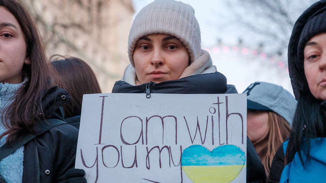 Як допомагають армії українці та бізнес під час війни