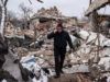 На вулицях лежать тіла, води немає, люди сидять по підвалах — ситуація в Маріуполі
