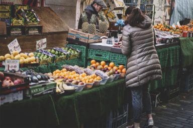 Як і де працюють ринки в Києві