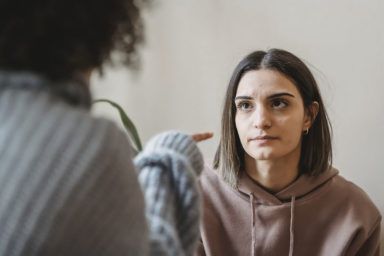 Як перестати звинувачувати інших під час війни