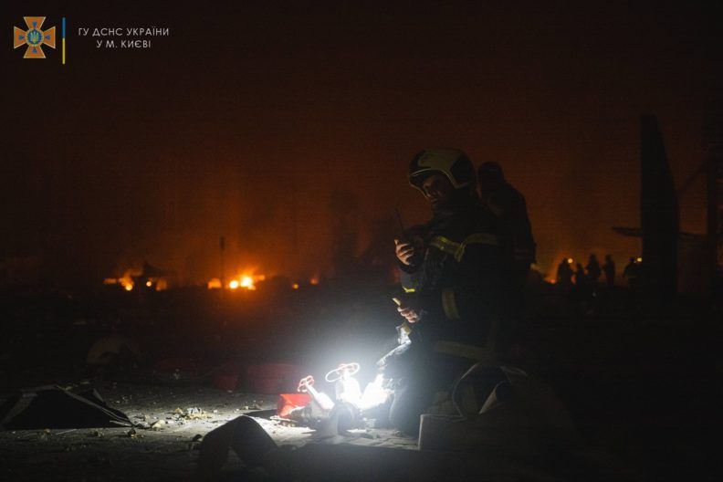 Фото 5 к: Подольский район пострадал от ракетных обстрелов — Кличко