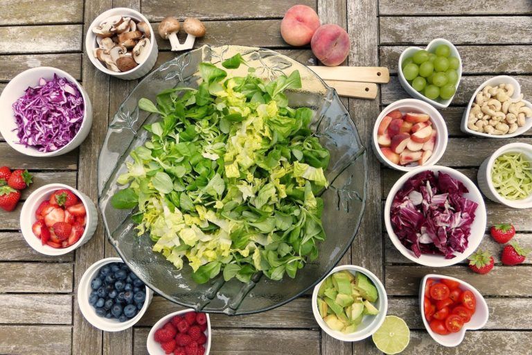 salad-g83799f99a_1920