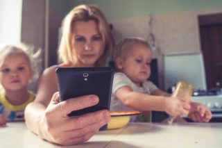 Батьки виснажені, емоційне вигорання