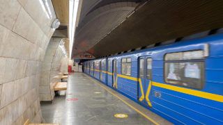 Перейменування станцій метро Києва