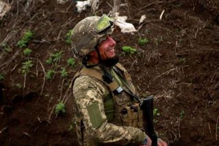 Українські артистки записали відео для наших військових