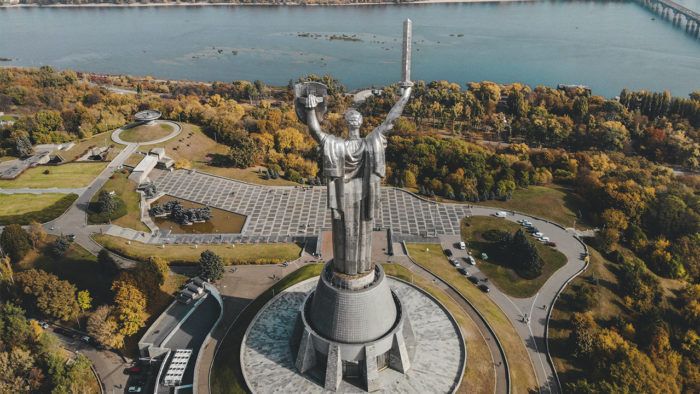 Ракетні удари по Києву 28 квітня