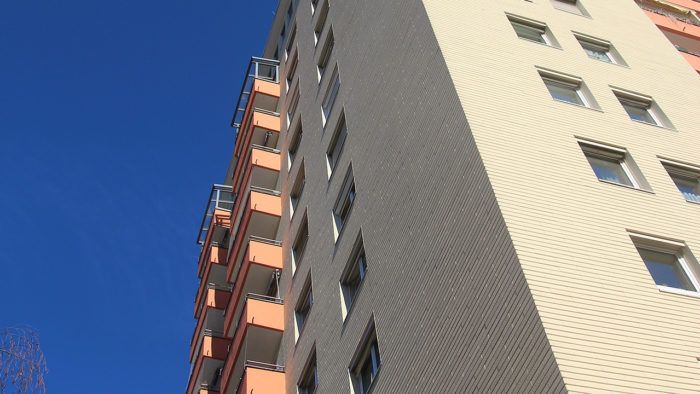 Як живуть люди в Харкові під час війни - репортаж будинку ОСББ