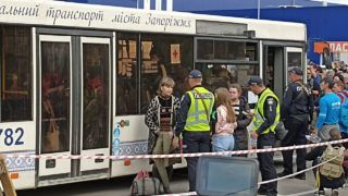 З Маріуполя до Запоріжжя доїхали тільки чотири з 14 автобусів — куди зникли українці