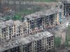 Не стесняются использовать детей для пропаганды — рашисты показали открытие школы в Мариуполе