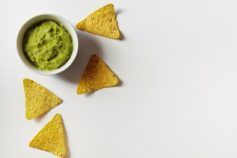 Як приготувати гуакамоле — рецепт Володимира Ярославського