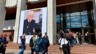 У Києві попрощались з Леонідом Кравчуком