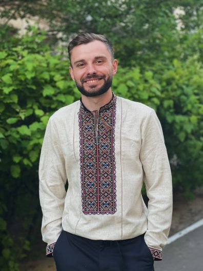 Орест Дрималовський у вишиванці