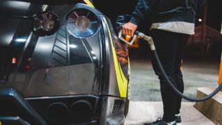 Правила продажу бензину у Києві