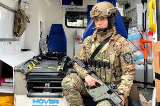 От Майдана до передовой. Как военный медик Кира Нечай помогает спасать людей