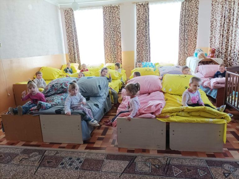 Американська_співачка_Аліша_Кіз_допомагатиме_постраждалим_від_війни