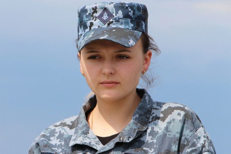 Євгенія Бакай - перша дівчина-штурман українського флоту