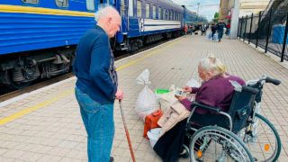 Евакуація людей з Покровська - як курсують потяги Укрзалізниці