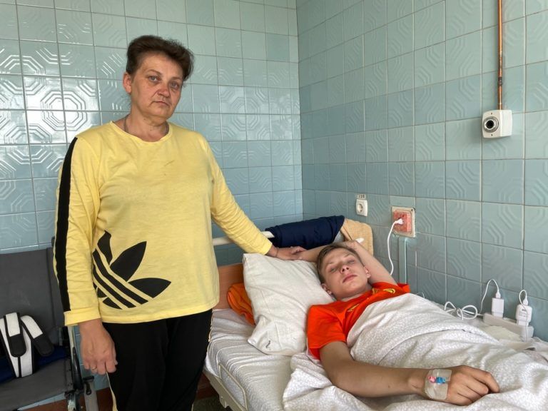 Львівські лікарі врятували підлітка з Лисичанська зі смертельним пораненням