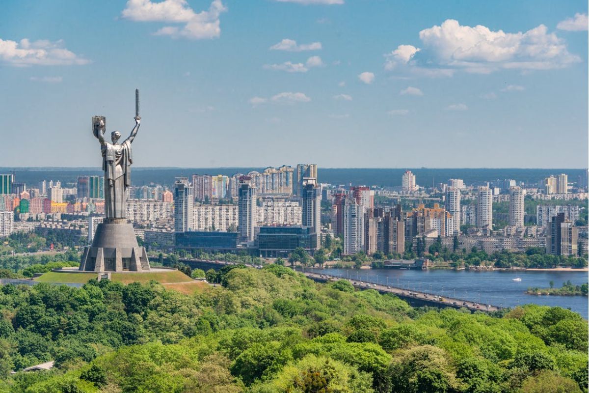 Відомі українці, які отримали визнання за кордоном