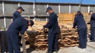 Життя військовополонених росіян в Україні