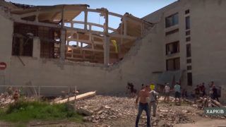 Зруйнований спорткомплекс політехніки в Харкові