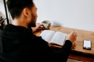 Книги про магічні та фантастичні світи - ТОП-5 творів