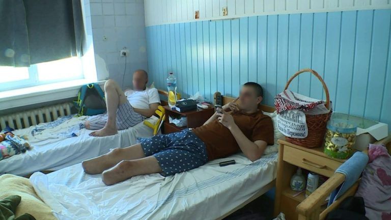 Азовці, що повернулися з полону