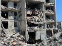 Фото 12 до: Дружина лежала мертва поруч зі мною. Сина відкинуло в сторону. Я його тримав на руках. А потім його вже не було.