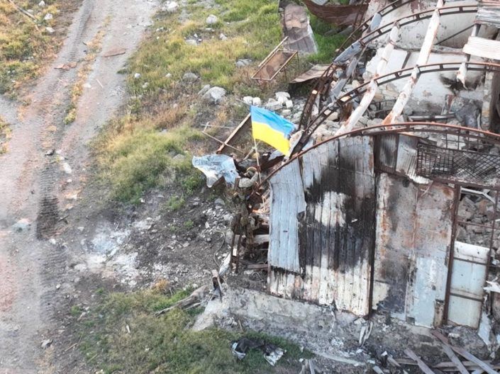 Фото 2 до: Росіяни залишили острів Зміїний: приємні новини від ОК