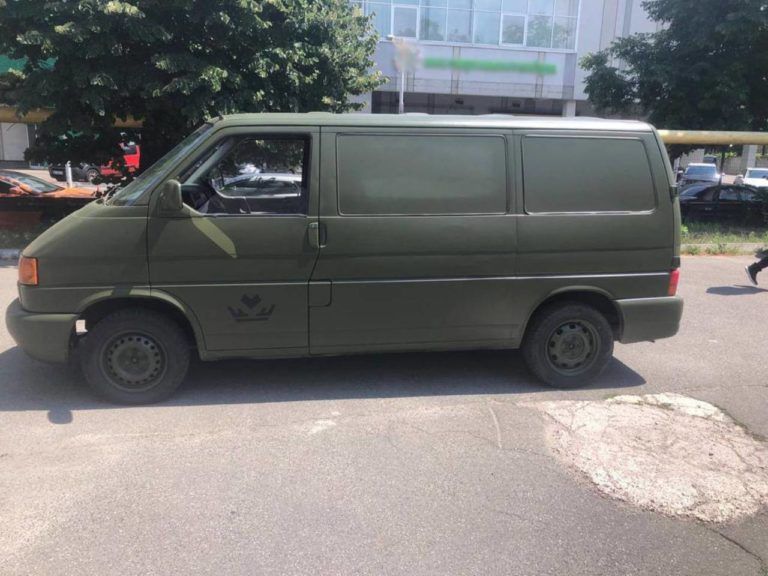 Фото до: Favbet Foundation придбав два автомобілі для українських військових