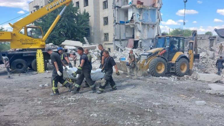 Як вижити при обстрілі будинку