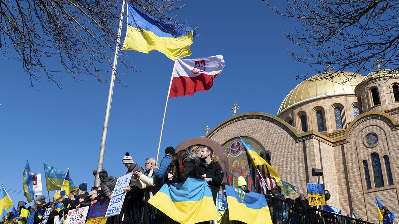 Поляки й українці зрівняються в правах: новий законопроект від Зеленського