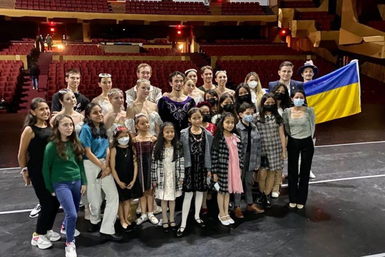 Фото к: Екатерина Кухар о борьбе на информационном фронте в Латинской Америке