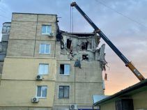 120 прильотів і троє загиблих. Росіяни потужно вдарили Градами по Нікополю Фото 5 до: Обстріл Нікополя 11 серпня 2022: що відомо і фото руйнувань