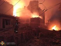 Еще одна “военная” цель. Россияне ударили из ракет по курортной Затоке, есть пострадавшие Обстріл Затоки