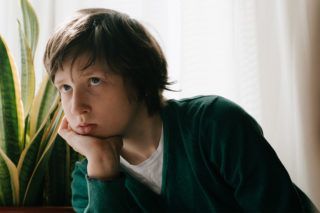 Фото к: Как подготовить ребенка к разговору о смерти близких его друга
