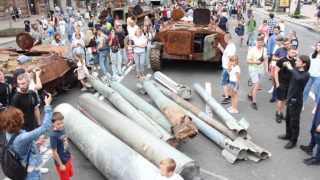Парад знищеної російської техніки на Хрещатику