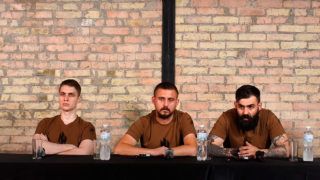захисники Маріуполя розповіли, як окупанти поводяться з полоненими