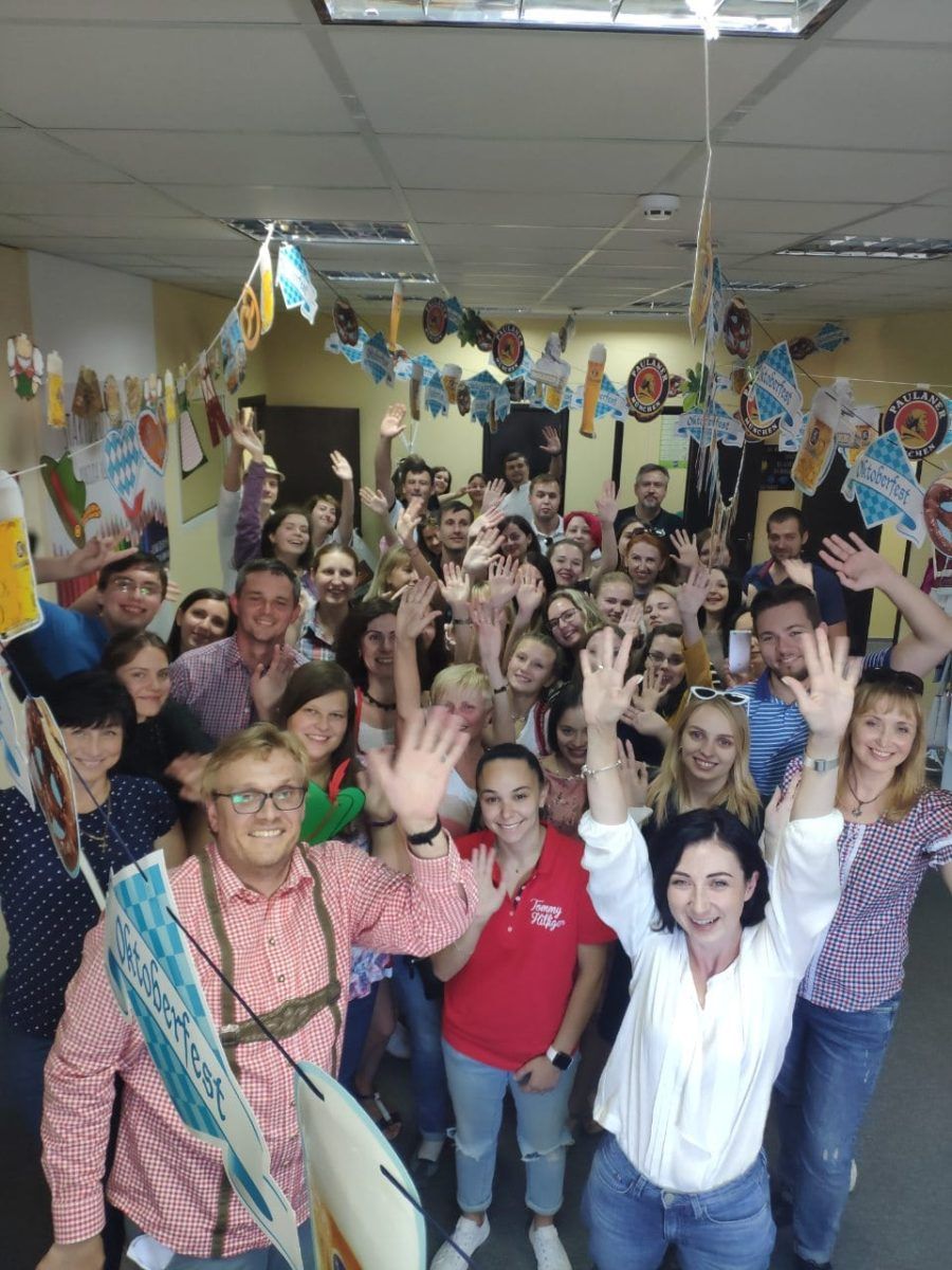 історії іноземців в Україні