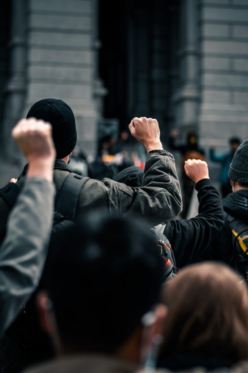 Фото 4 до: Спротив проти ОМОНу