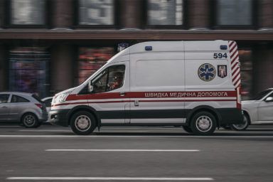 За скільки часу приїжджає "швидка"?