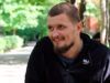 Як стане на “ноги”, знову хоче воювати — історія військового, який ледве не загинув в охопленому вогнем авто