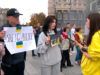 “Я ищу сына, а она — отца!” Акция семей пленных на Майдане Независимости трогает до слез