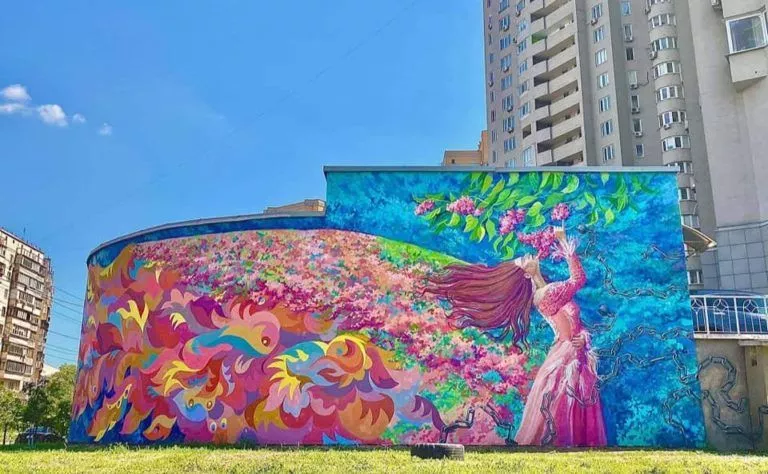 Фото до: Чим займалася раніше