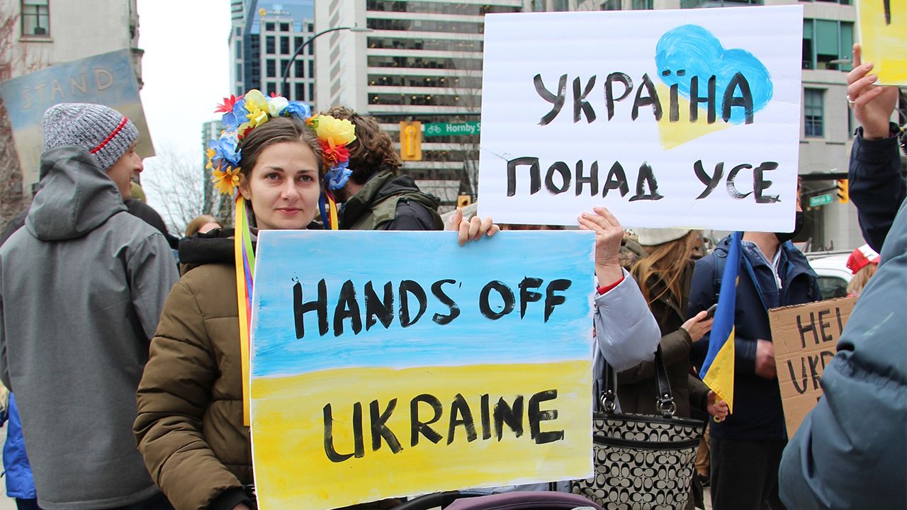 Президенти 11 країн засудили обстріли України