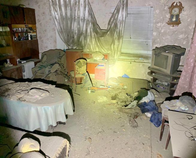 Фото 2 к: Последствия обстрелов в Никополе: фото и видео