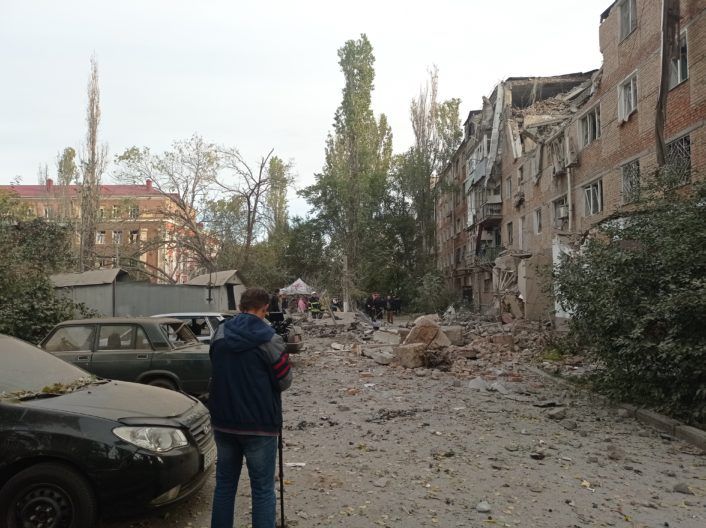 Фото 6 к: Последствия обстрела Николаева: фото